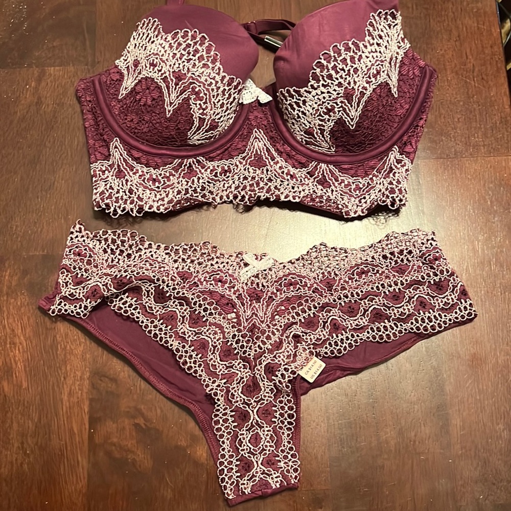🌟2 for $50 VS body lined Demi